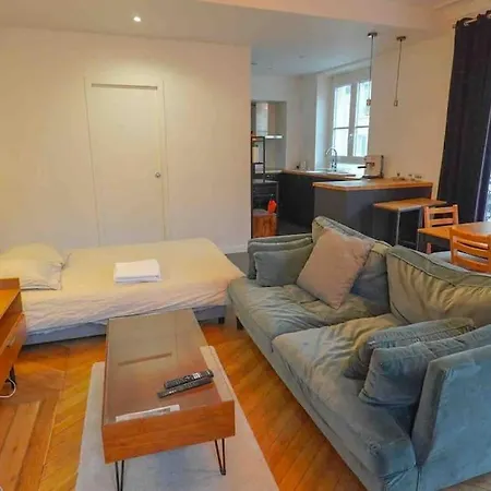 Apartment Cozy Spacious Flat@pigalle *